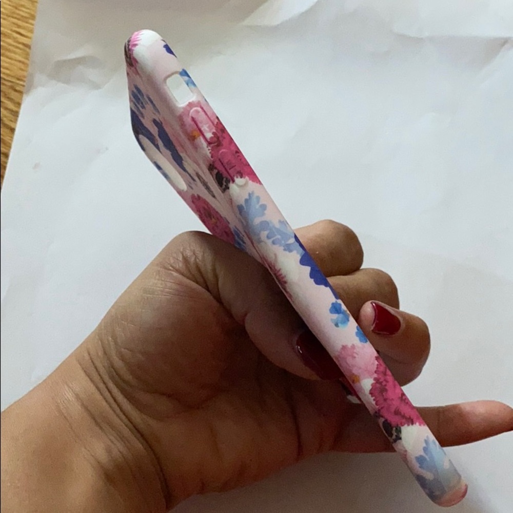 iPhone XR Case - Picture 3 of 4